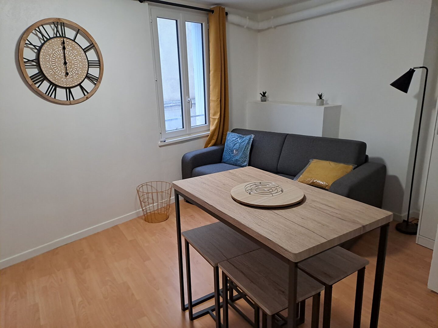 Appartement à louer, 19m², Niort