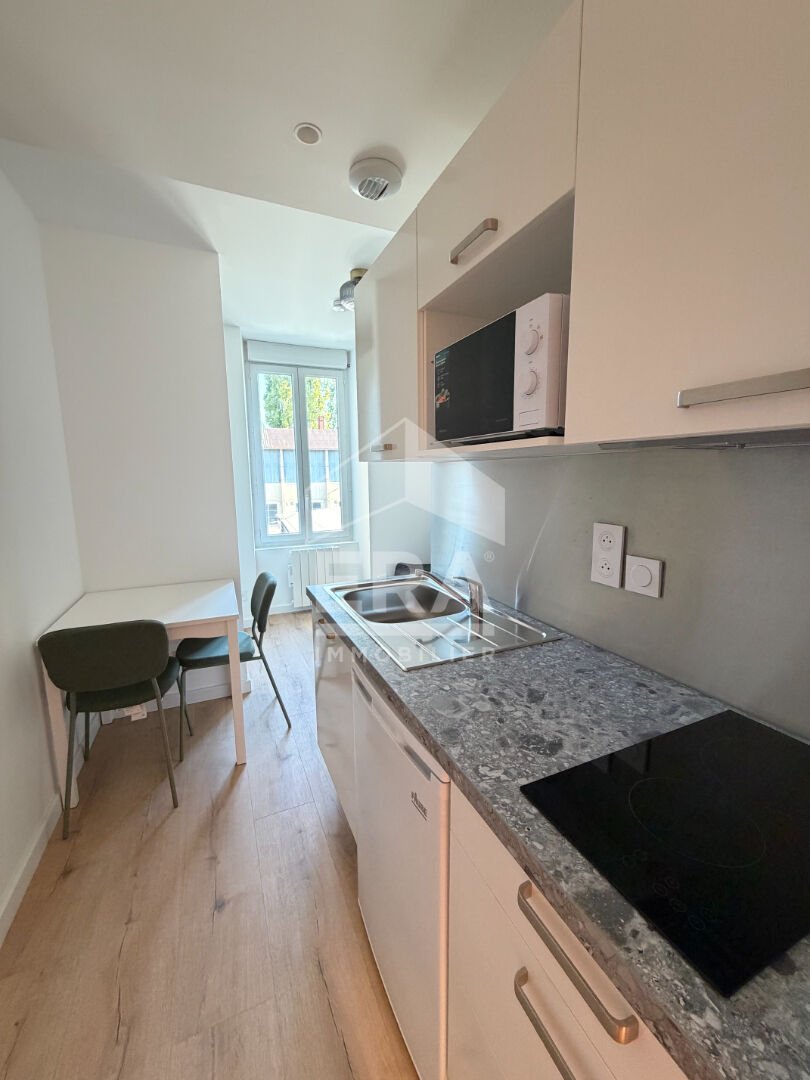 Appartement à louer, 16m², Lons-le-Saunier