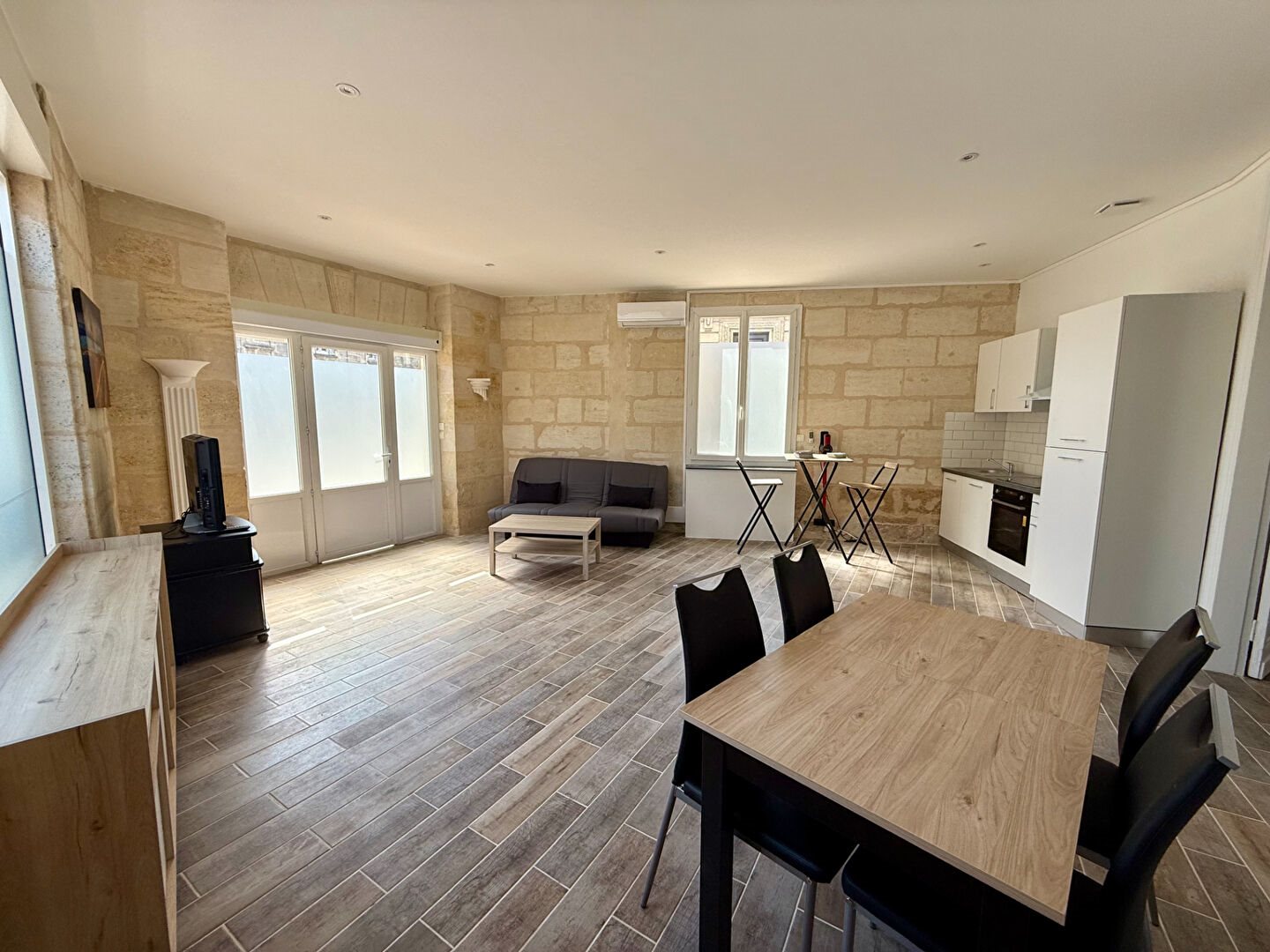 Appartement à louer, 71m², Bordeaux