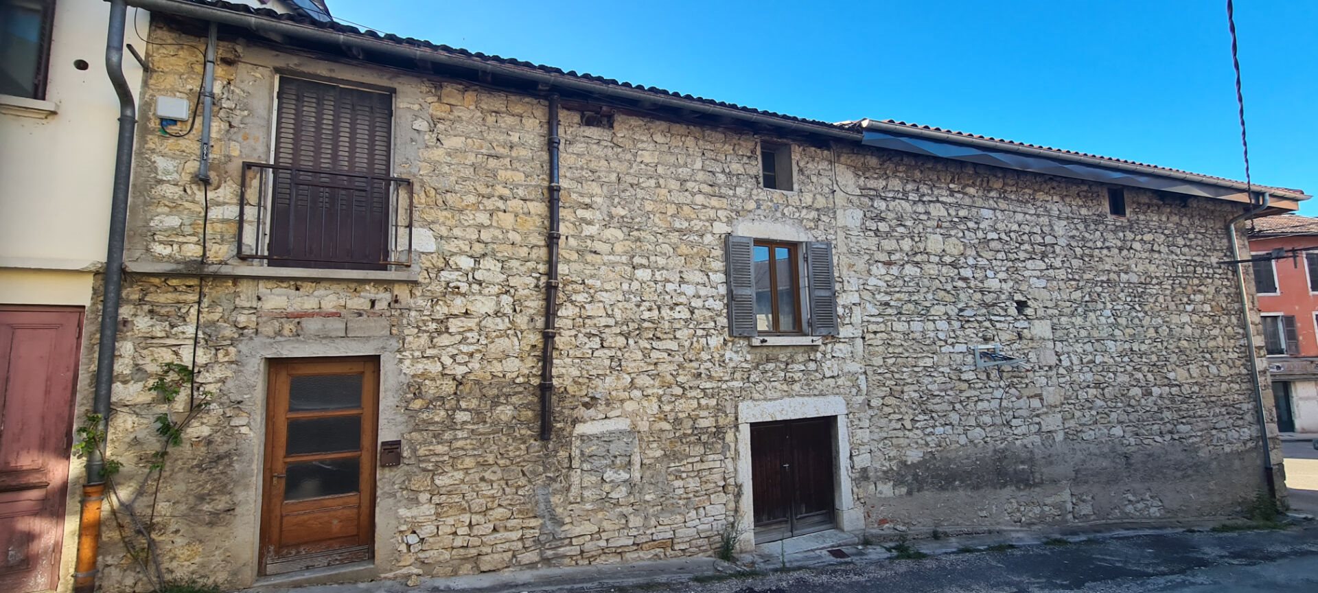 Maison à vendre, 120m², Neuville-sur-Ain