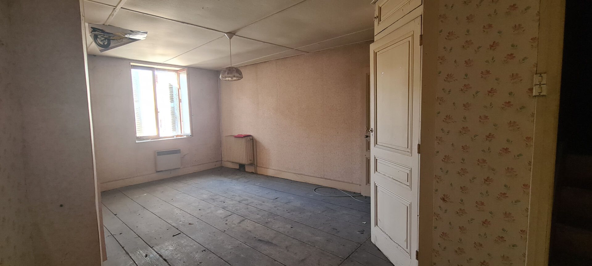 Maison à vendre, 120m², Neuville-sur-Ain