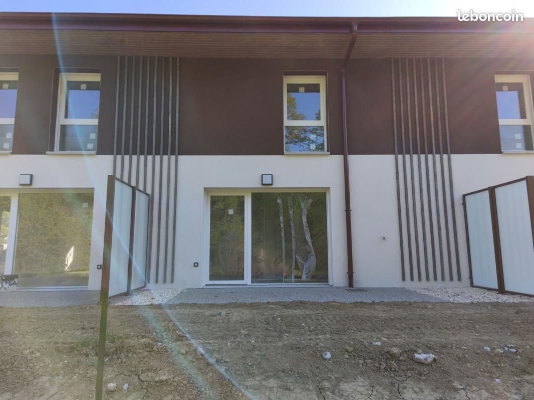 Maison à louer, 66m², Marignier
