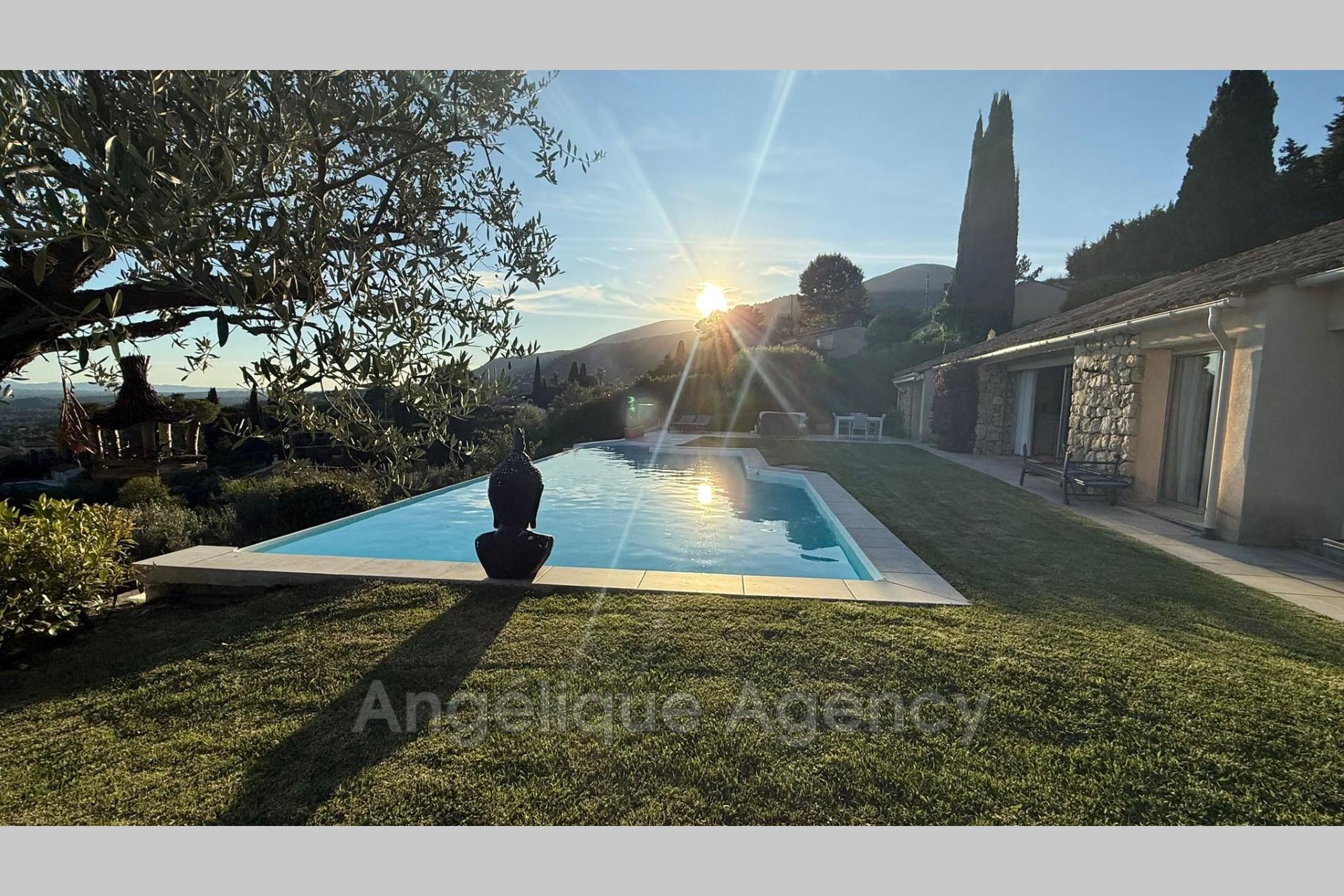 Maison à vendre, 200m², Vence