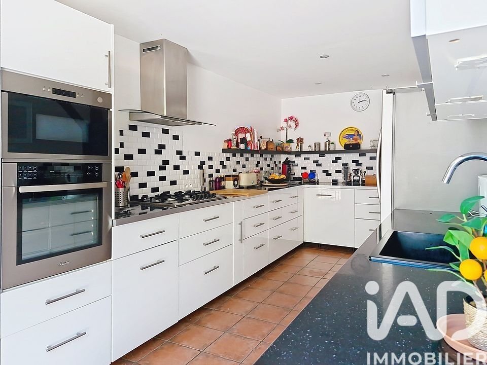 Maison à vendre, 278m², Vélines