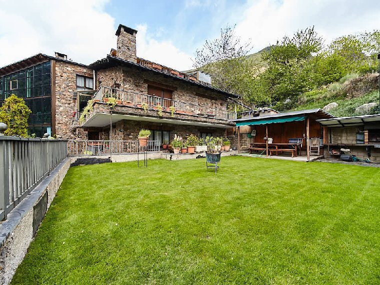 3-bedroom penthouse for sale in Encamp · 3 of 3