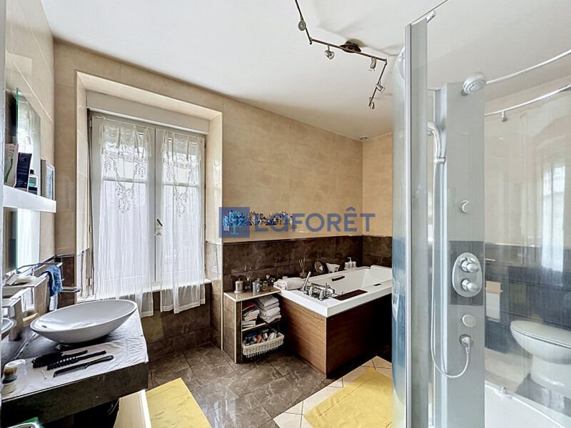 Maison à vendre, 192m², Saint-Georges-des-Groseillers
