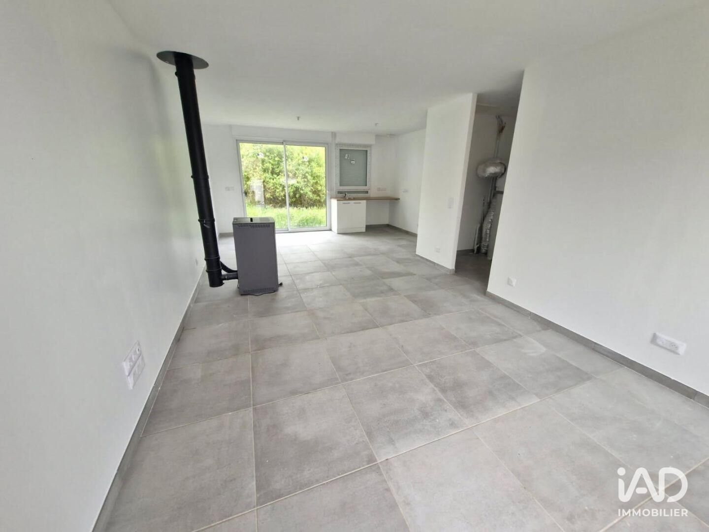 Maison à louer, 70m², Dhuisy