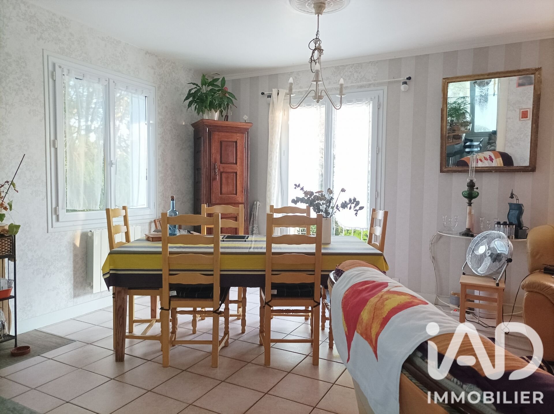Maison à vendre, 171m², Saint-Georges-des-Coteaux