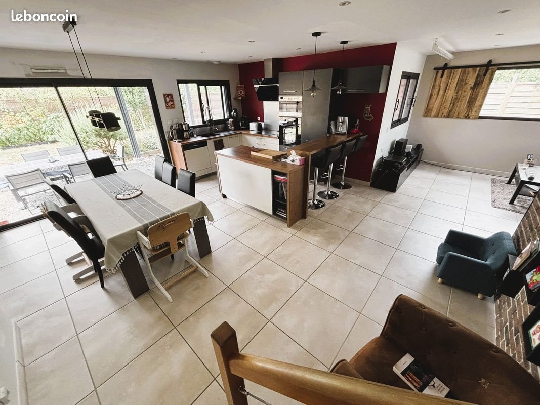 Maison à vendre, 114m², Véretz