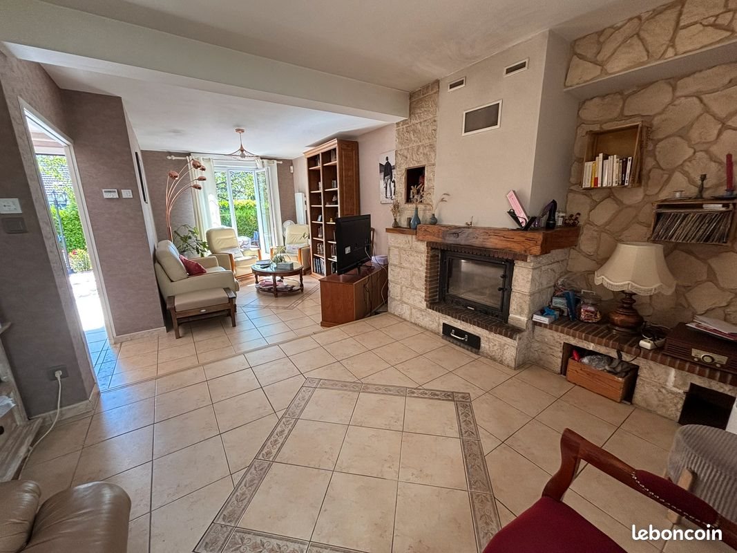 Maison à vendre, 101m², Véretz