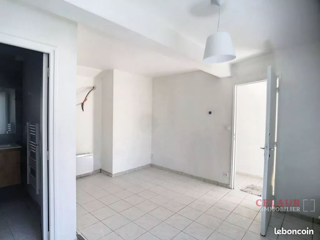 Appartement à louer, 19m², Meyssac