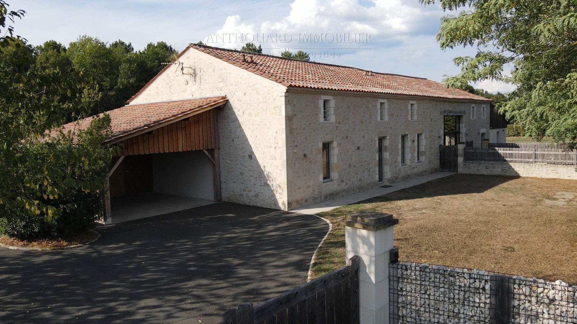 Maison à vendre, 350m², Villefranche-de-Lonchat