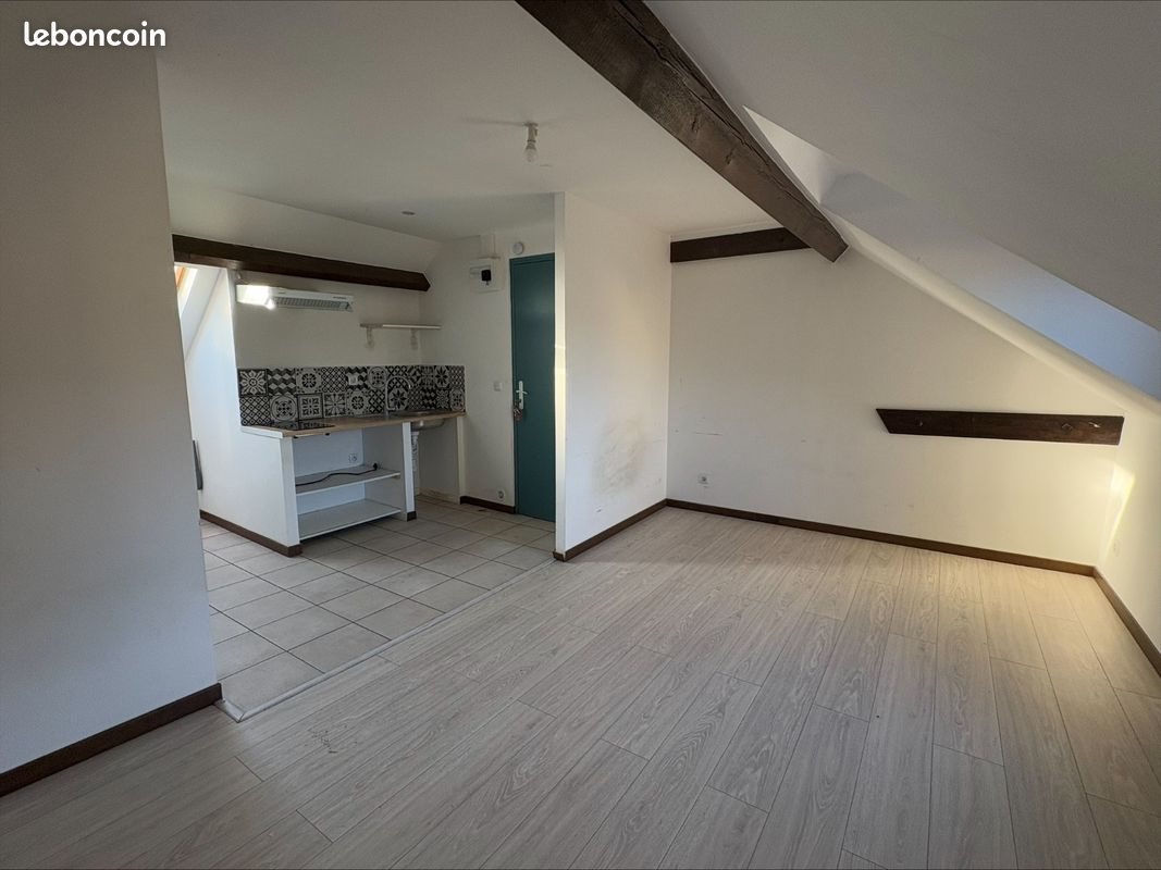 Appartement à louer, 17m², Cires-lès-Mello