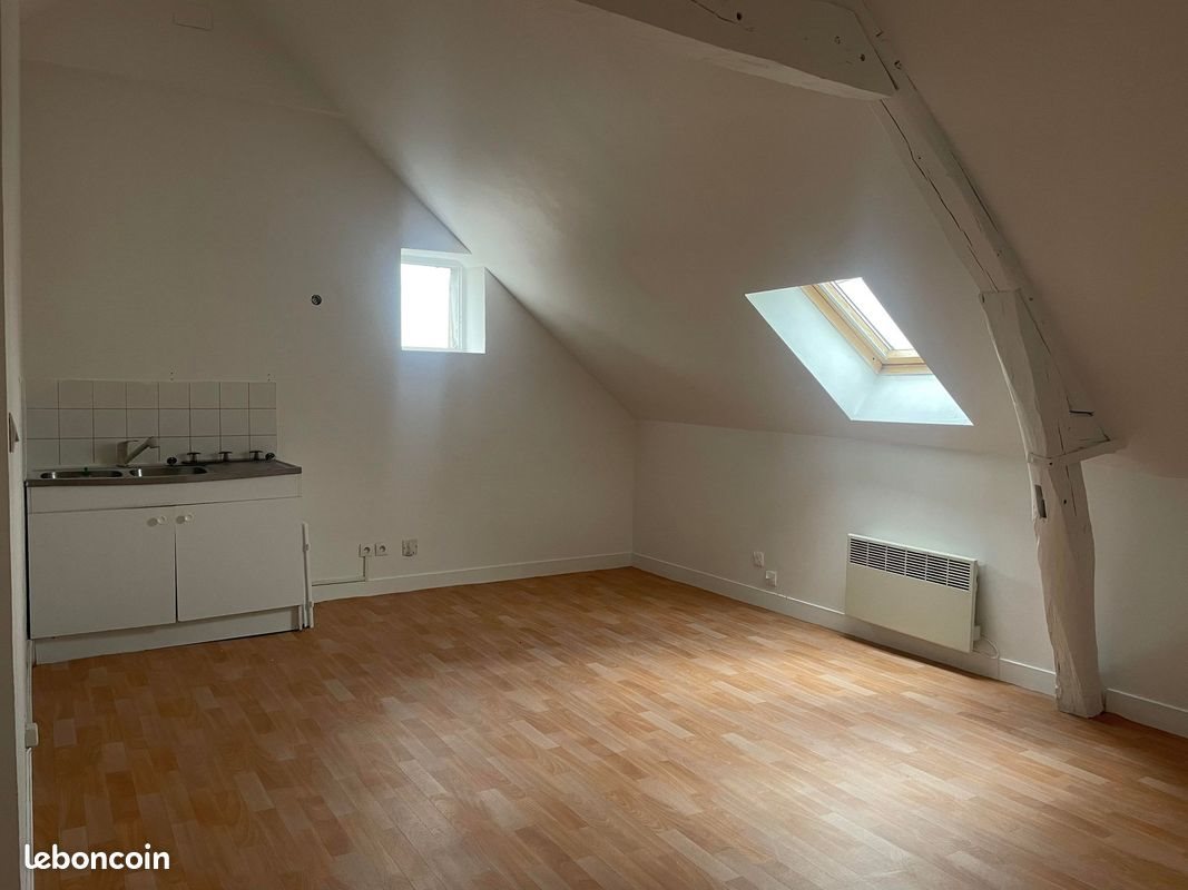 Appartement à louer, 65m², Cires-lès-Mello