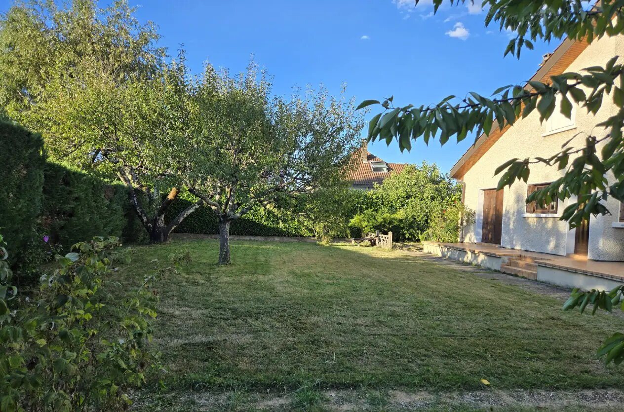 Maison à louer, 137m², Genas