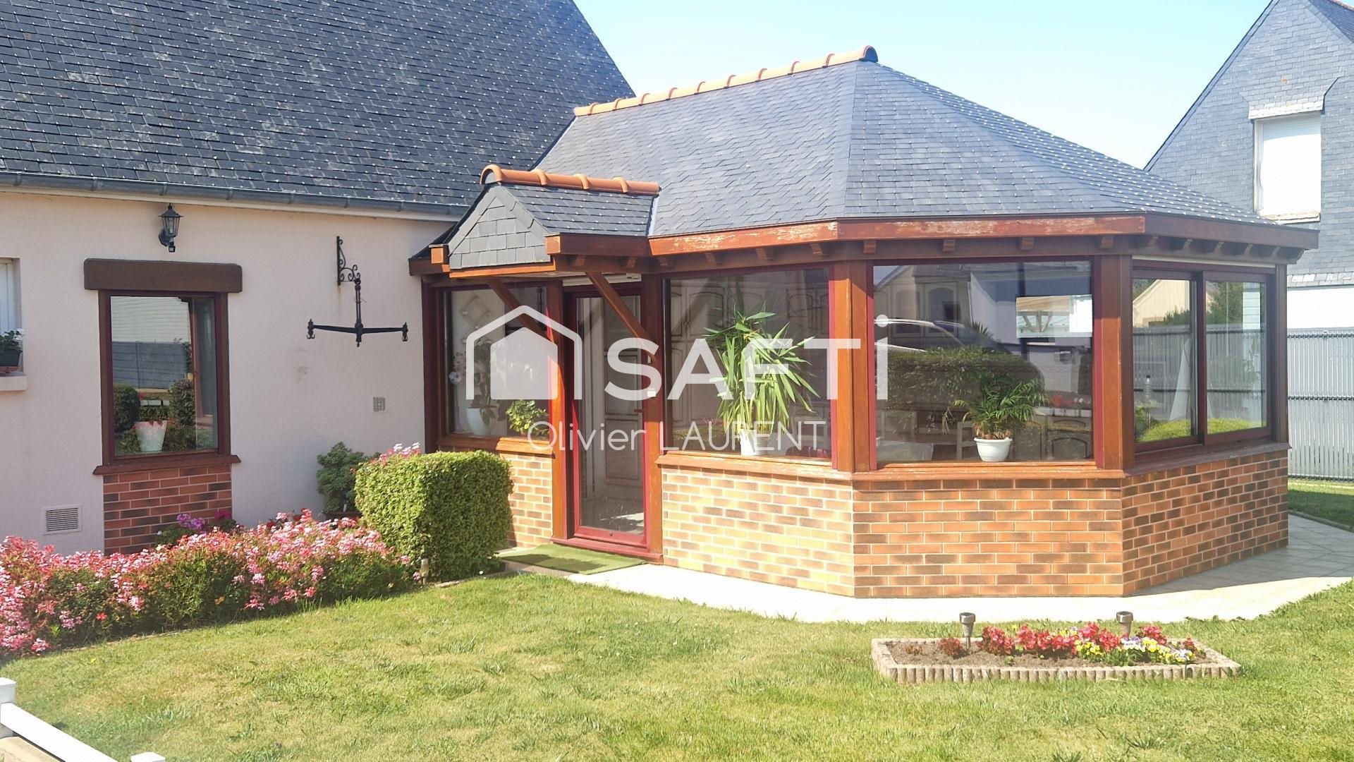 Maison à vendre, 102m², Trélévern