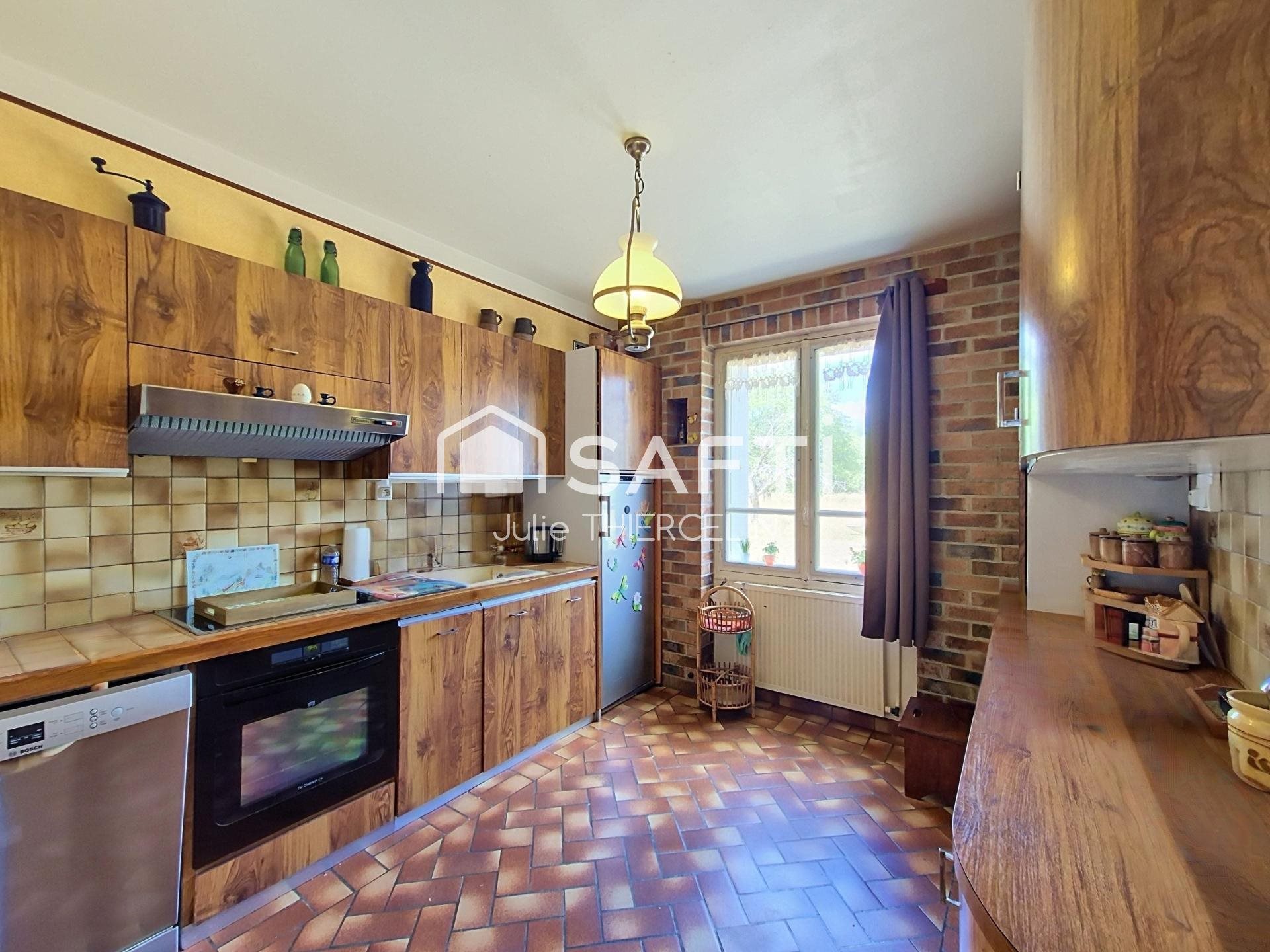 Maison à vendre, 201m², Chambon-la-Forêt