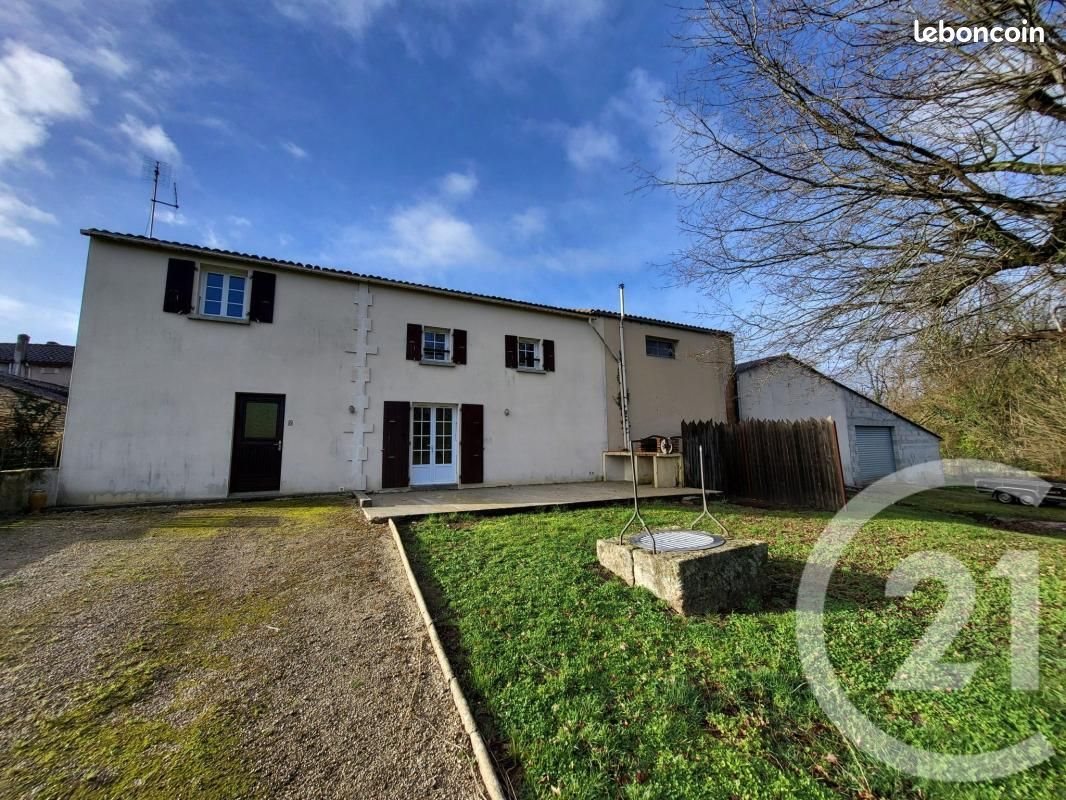 Maison à vendre, 144m², Saint-Césaire