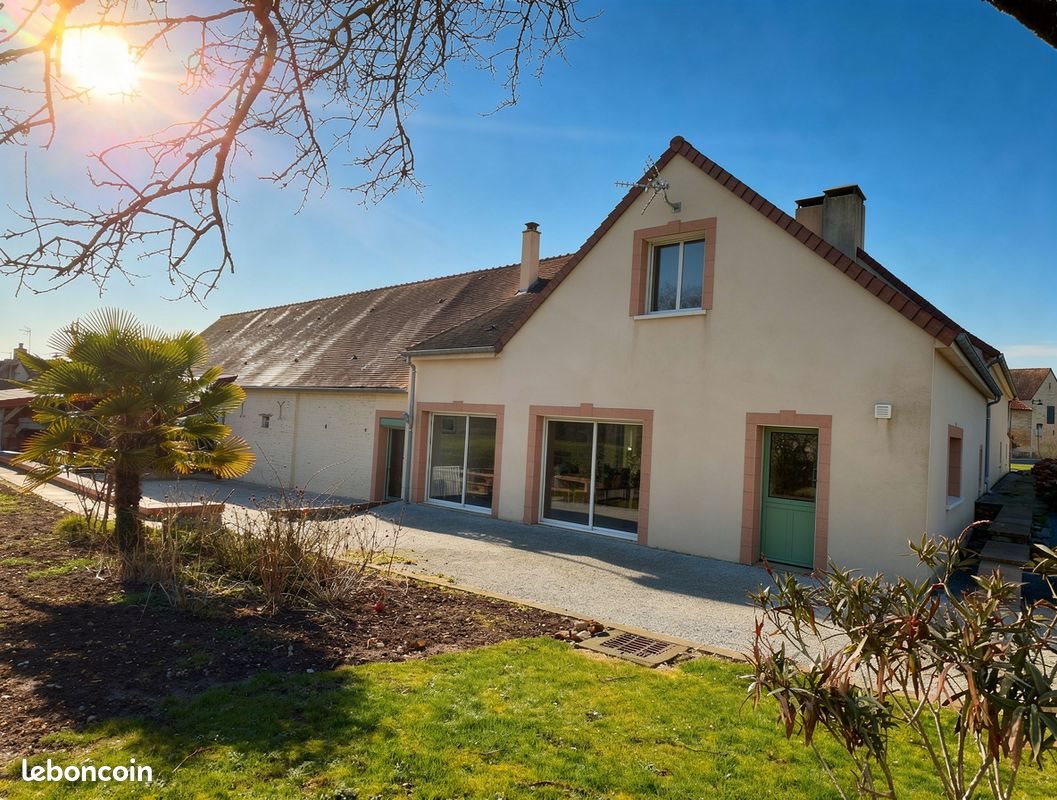 Maison à vendre, 248m², Cures
