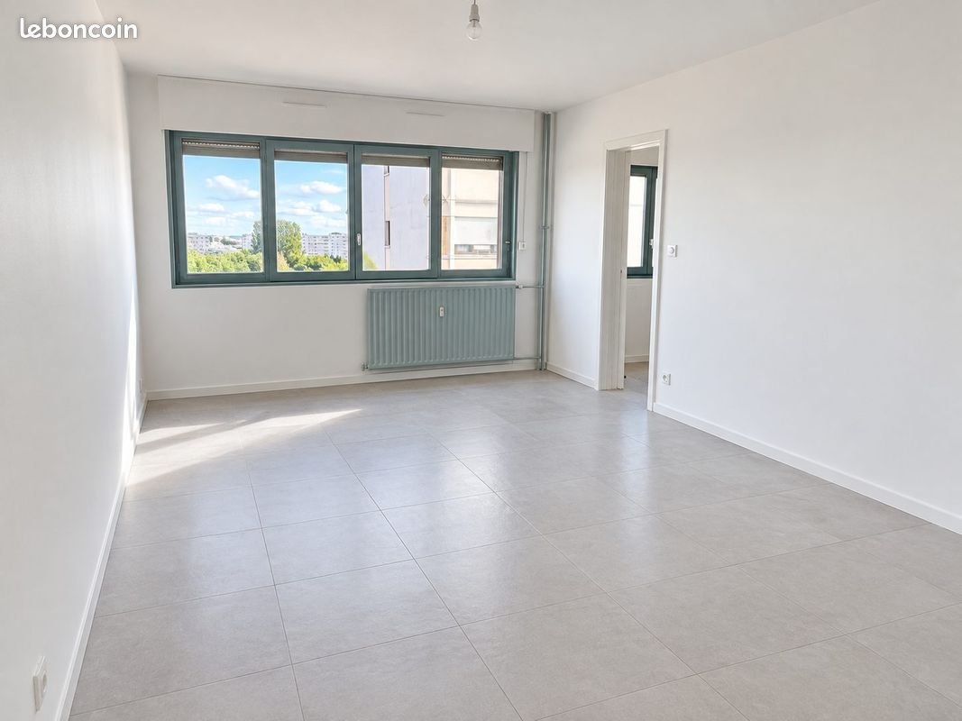 Appartement à louer, 82m², Vandoeuvre-lès-Nancy