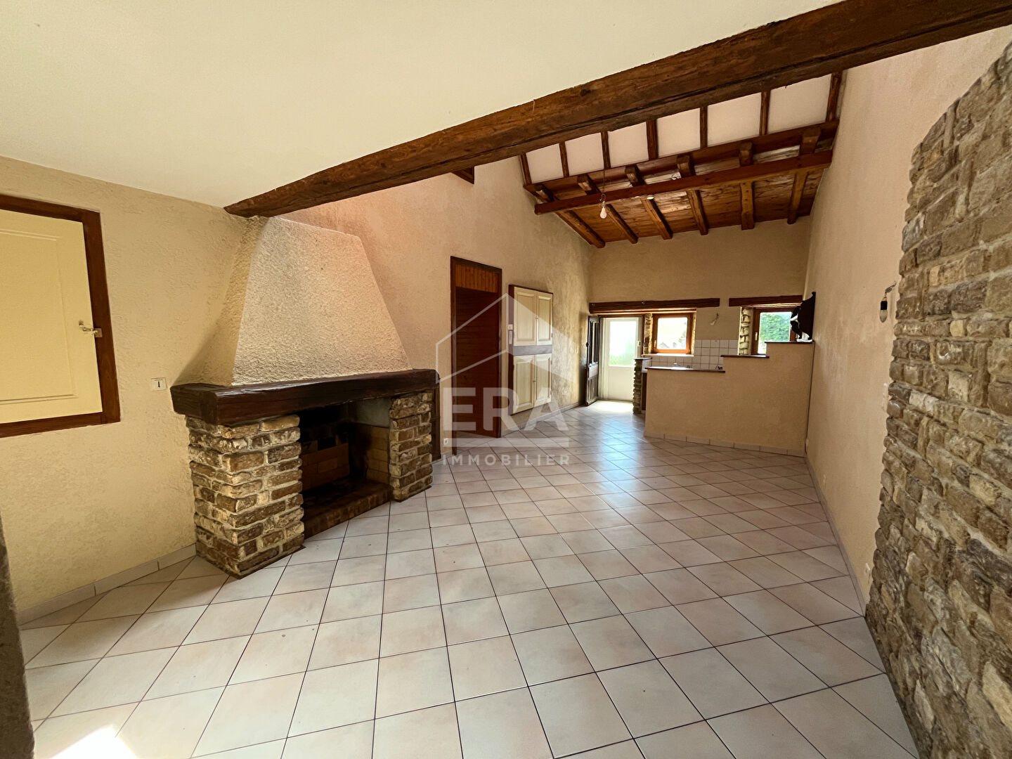Appartement à louer, 134m², Avoudrey