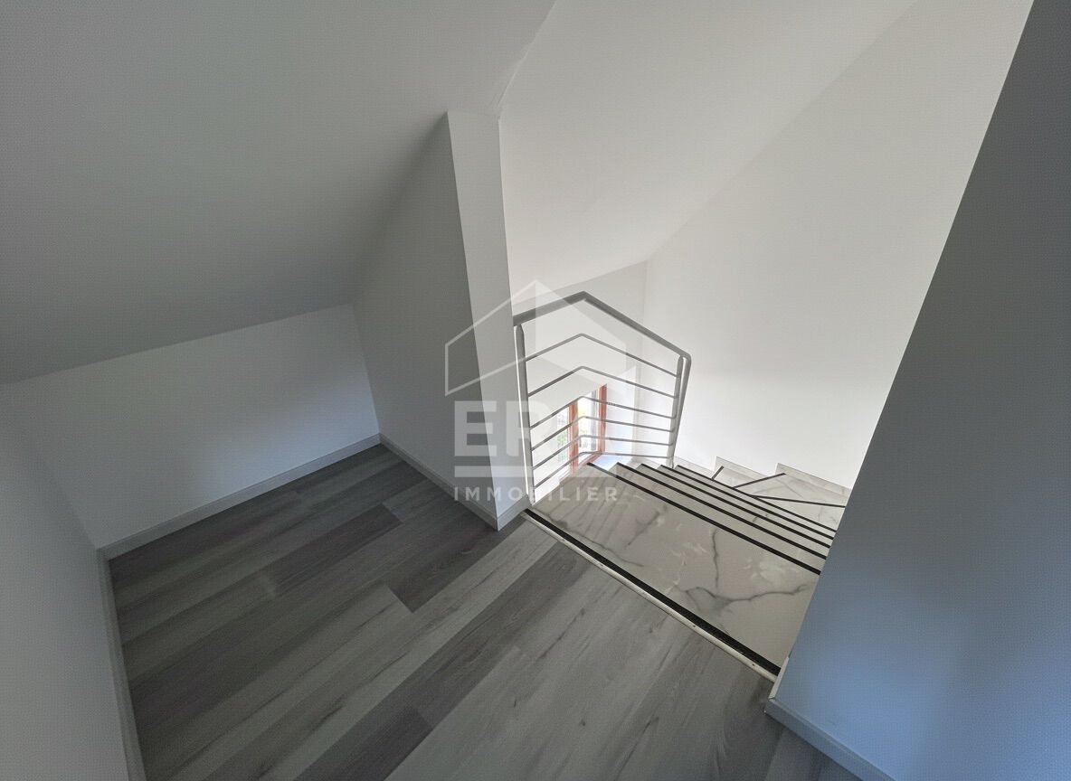 Appartement à louer, 58m², Maisons-du-Bois-Lièvremont