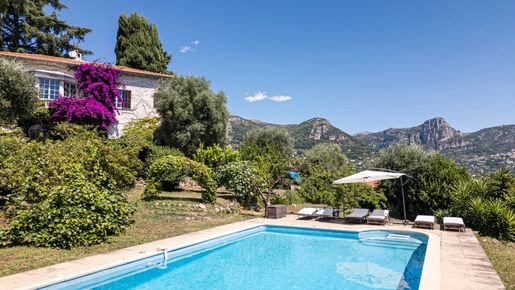 Maison 7 pièces 213 m² · à Vence · 213 m² · 1 295 000 €