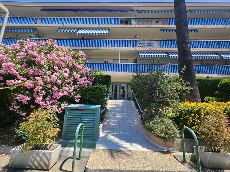Appartement à vendre, 64m², Antibes