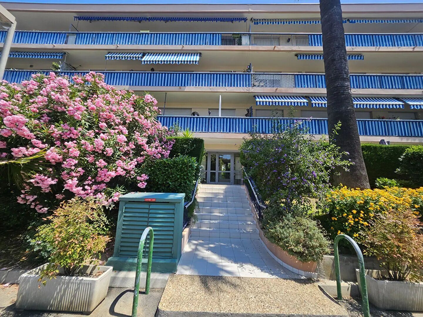 Appartement à louer, 64m², Antibes