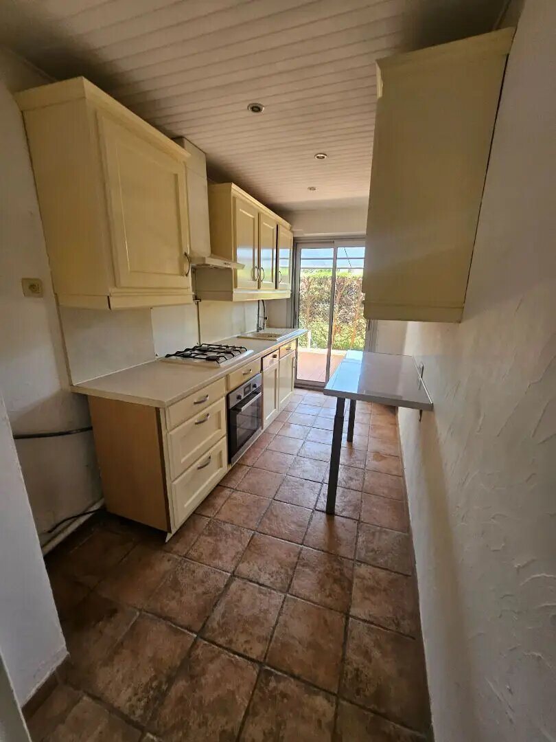 Appartement à louer, 64m², Antibes