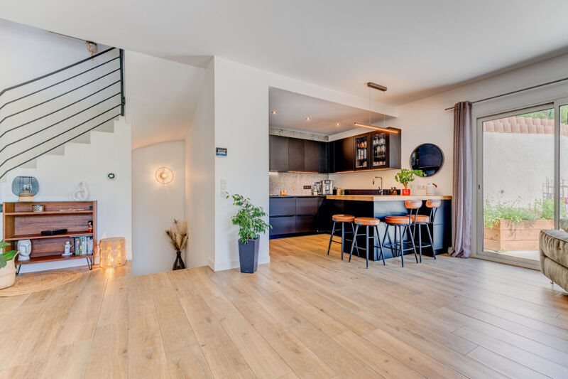 Maison à vendre, 170m², Tourrette-Levens
