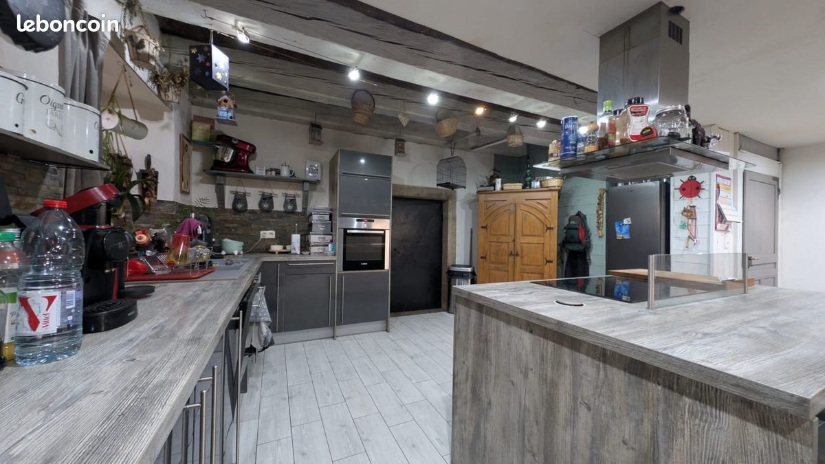 Maison à vendre, 239m², Rochejean