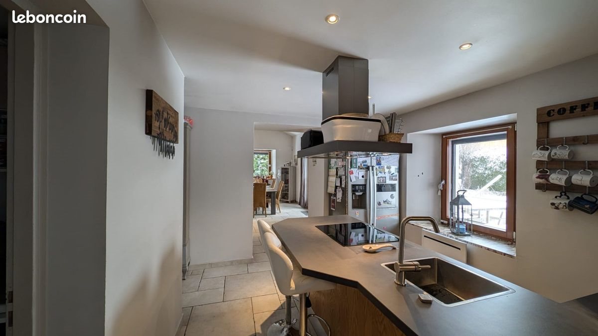 Maison à vendre, 211m², Métabief