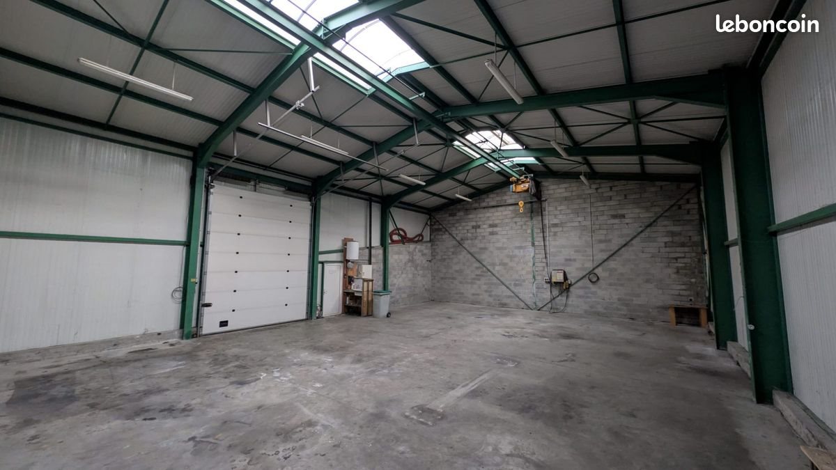 Maison à vendre, 300m², La Cluse-et-Mijoux