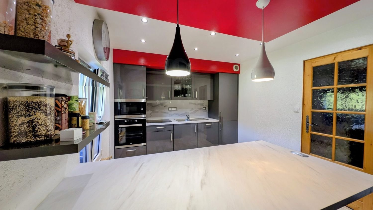 Maison à vendre, 104m², La Cluse-et-Mijoux