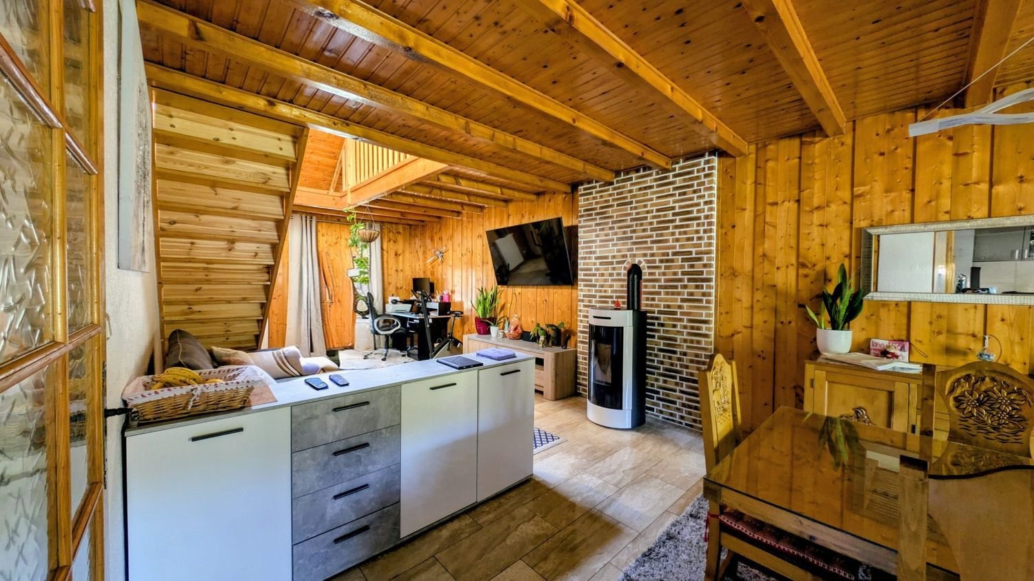 Maison à vendre, 104m², La Cluse-et-Mijoux