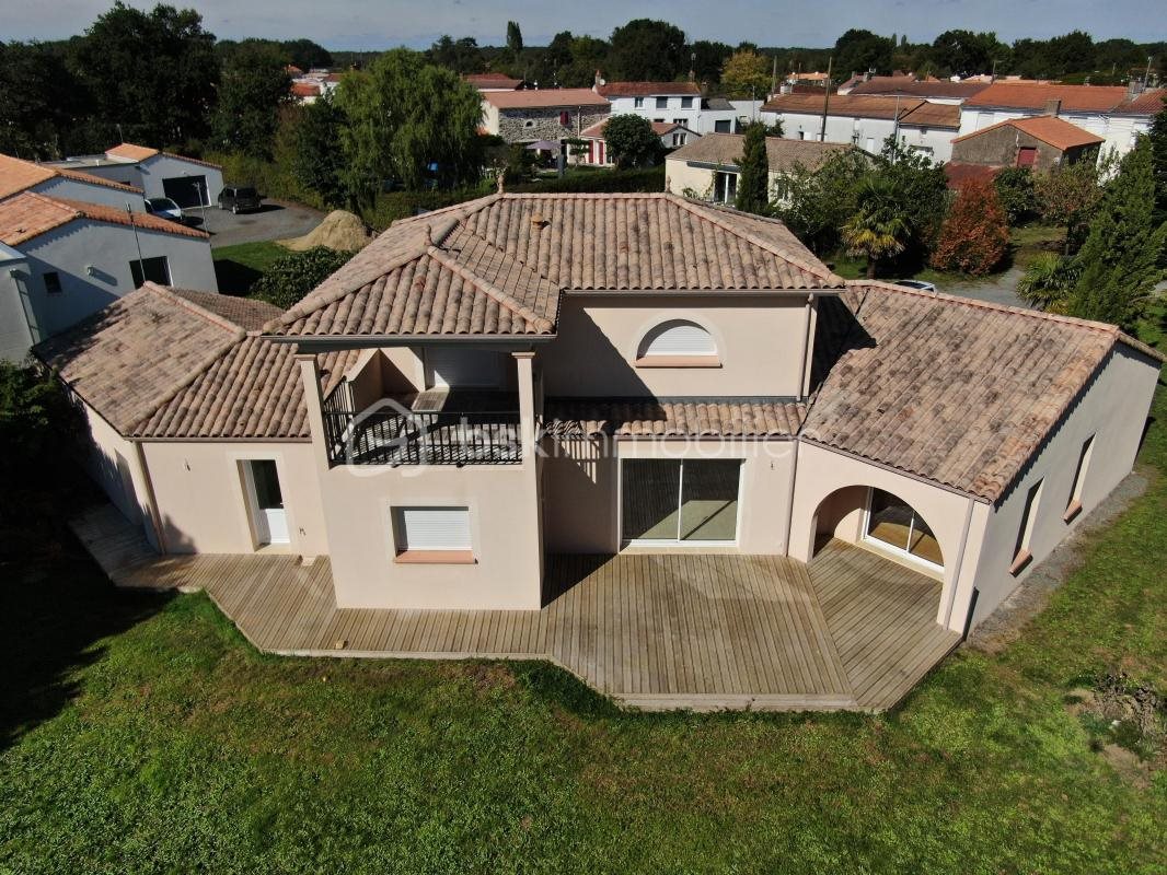 Maison à vendre, 151m², Chauché