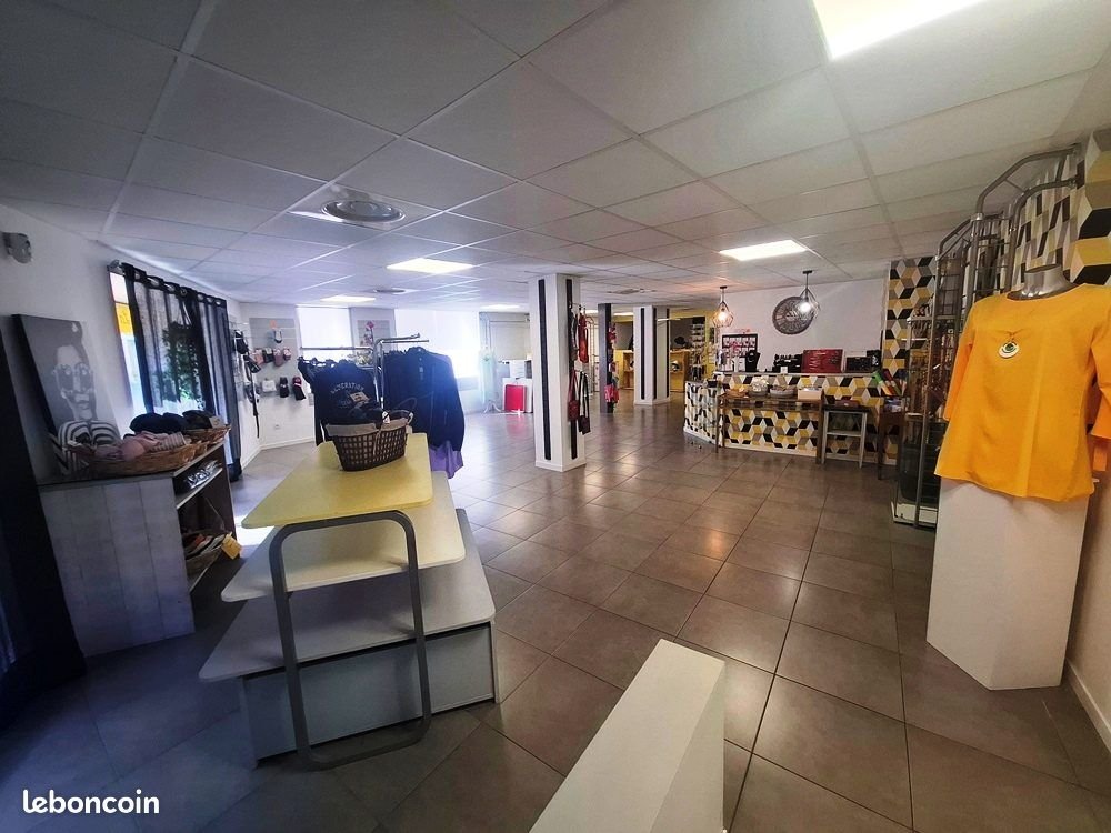 Maison à vendre, 285m², Saint-Béat