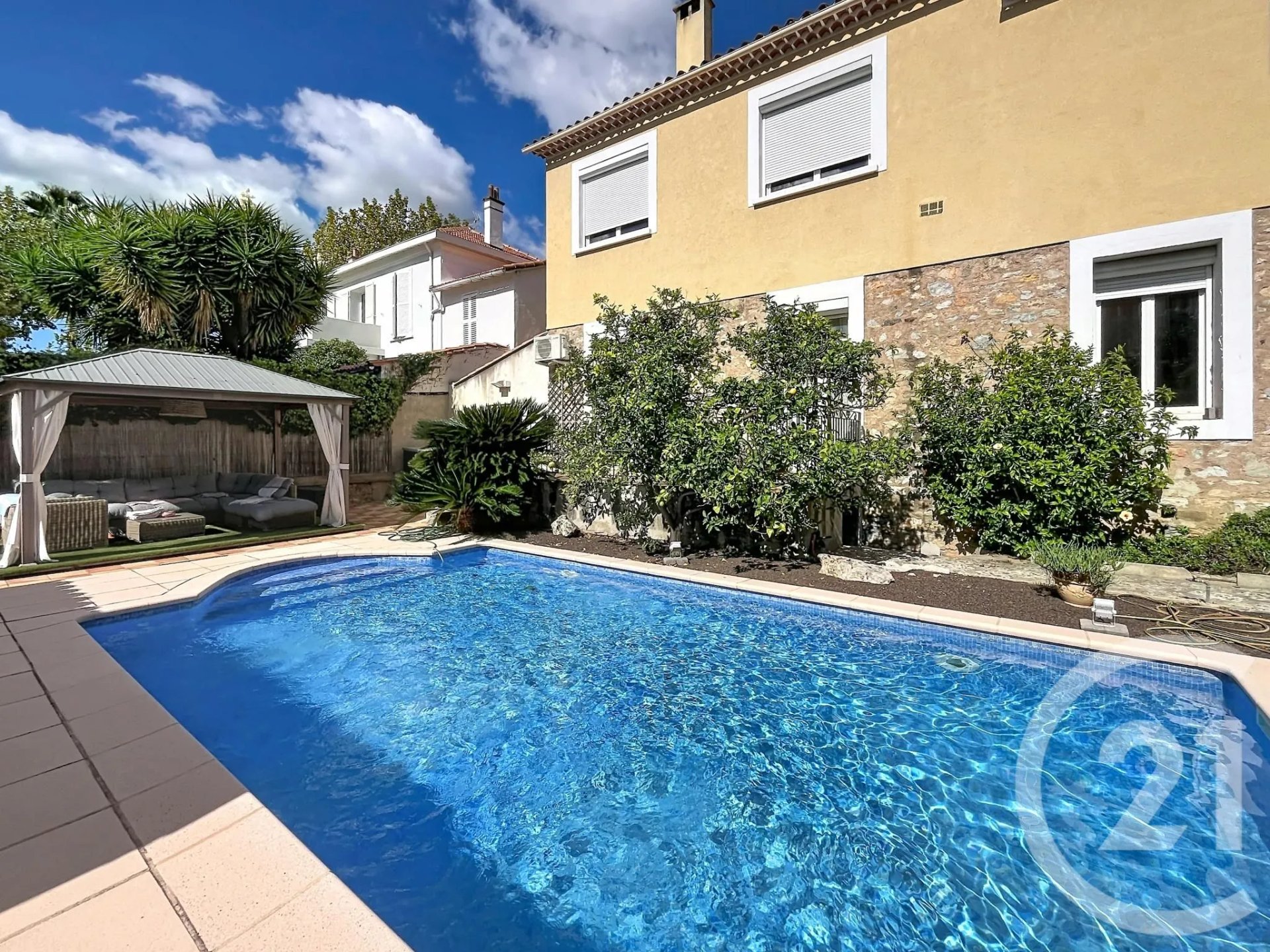 Maison à vendre, 184m², Hyères