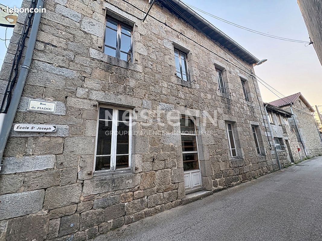Maison à vendre, 226m², Grazac