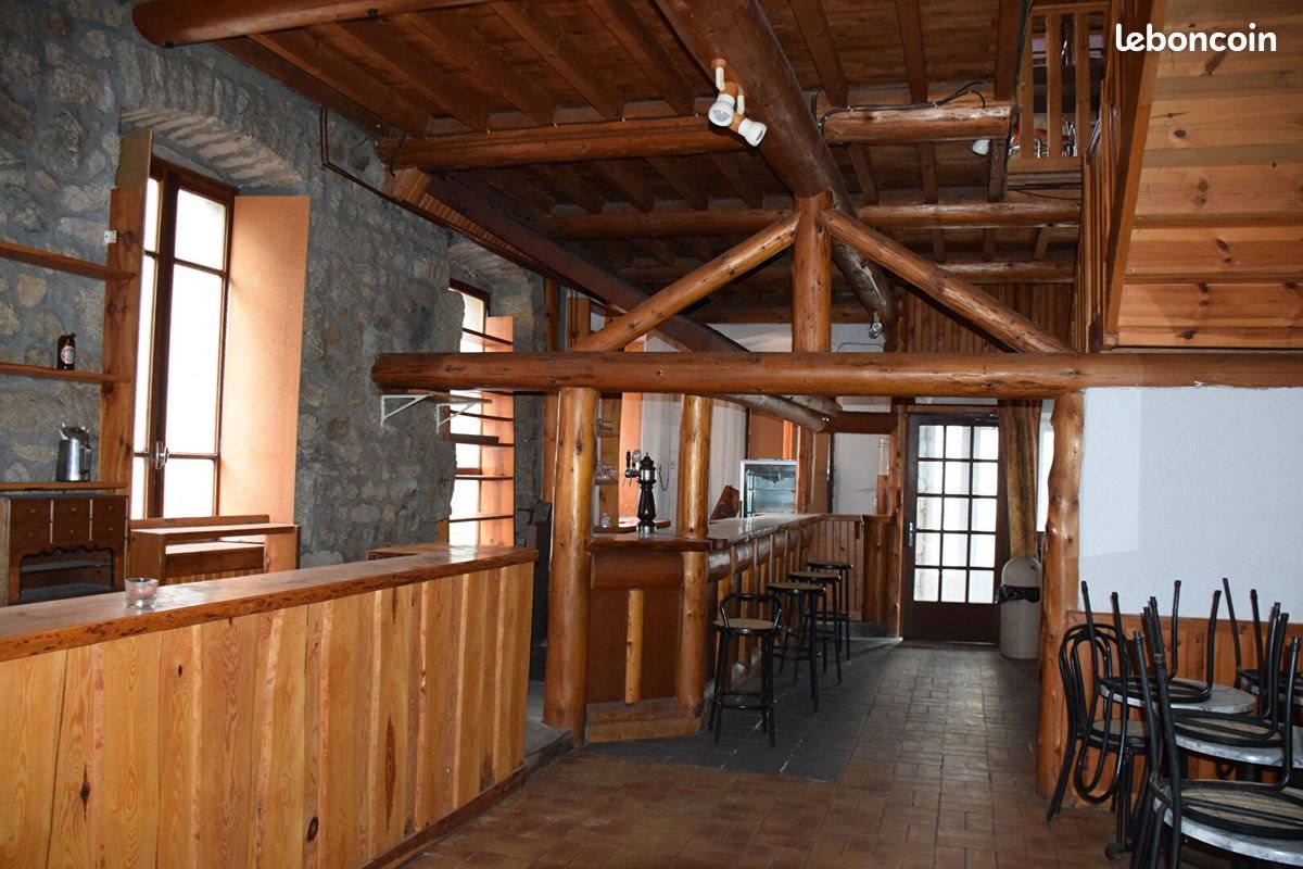 Maison à vendre, 226m², Grazac