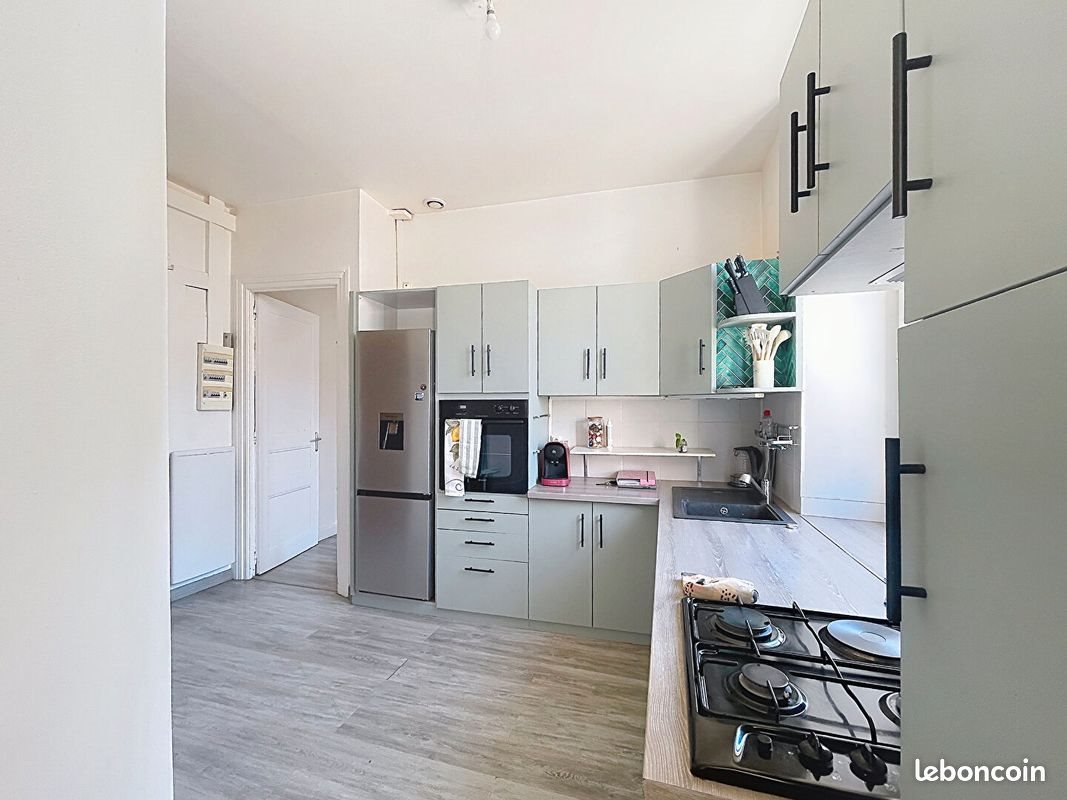 Appartement à louer, 82m², Craponne-sur-Arzon