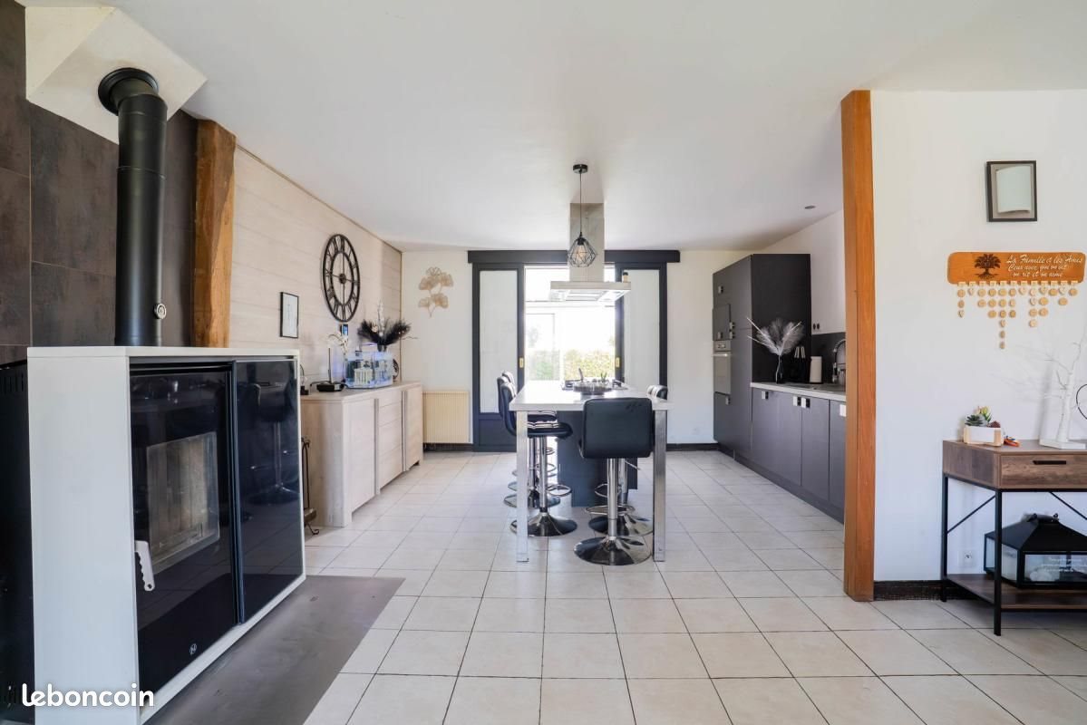 Maison à vendre, 110m², Bécon-les-Granits