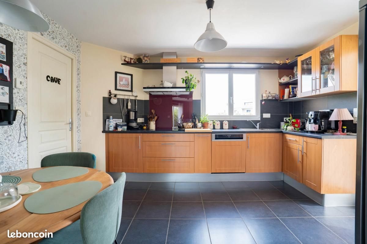 Maison à vendre, 147m², Mozé-sur-Louet