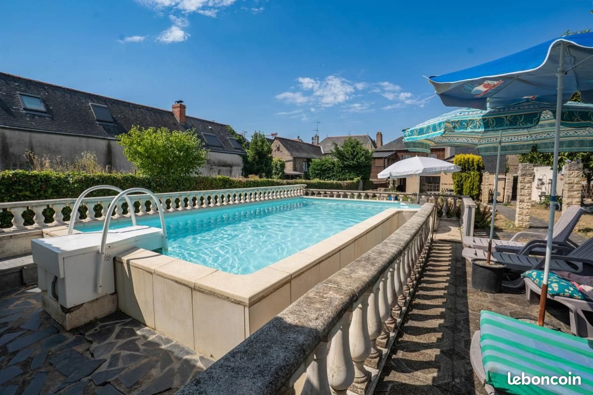 Maison à vendre, 207m², Avrillé