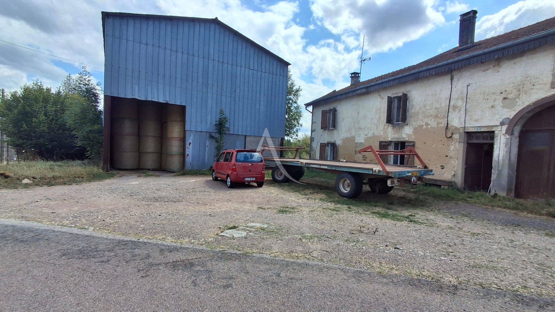 Maison à vendre, 572m², Uzemain