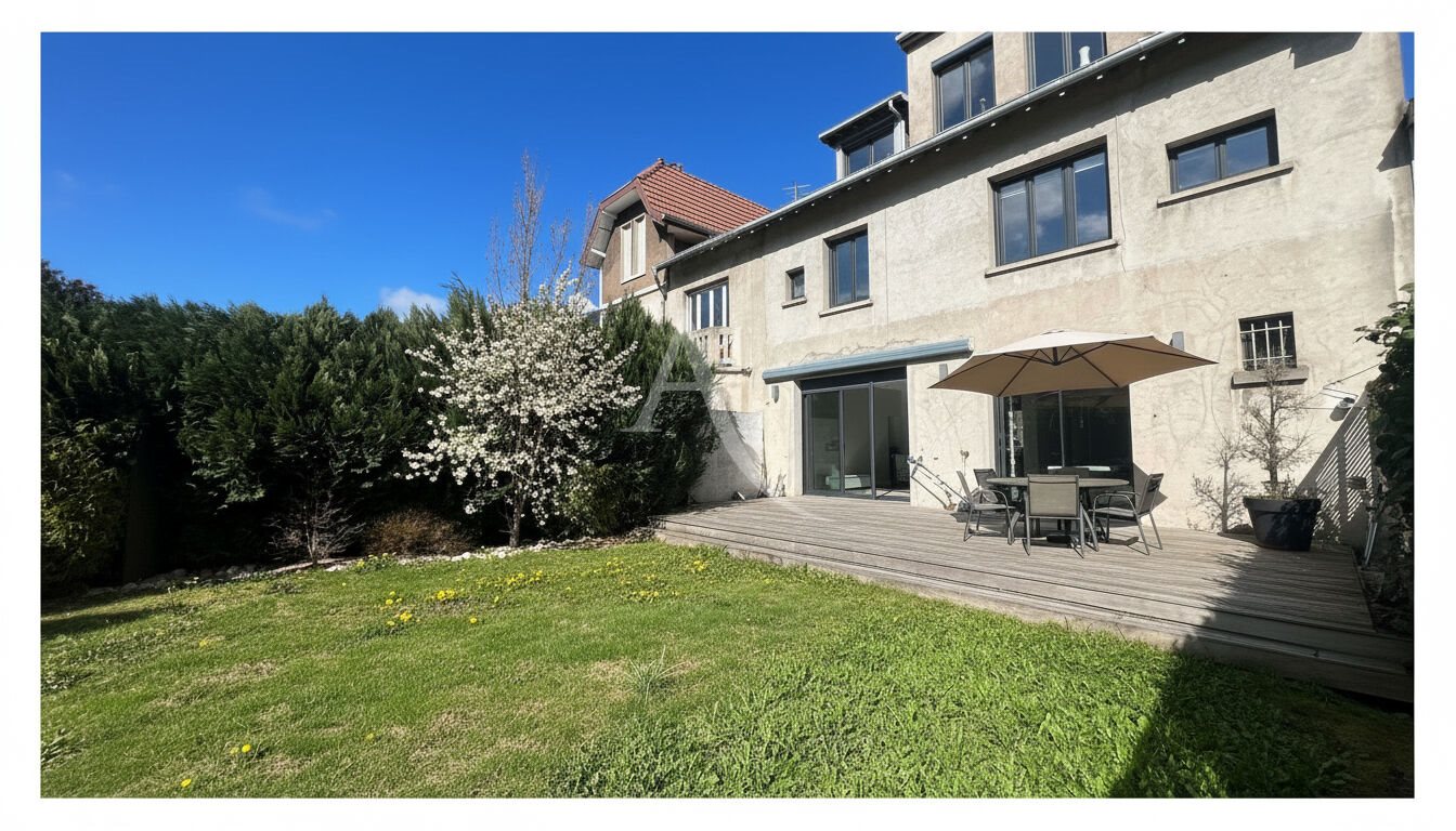 Maison à vendre, 237m², Épinal