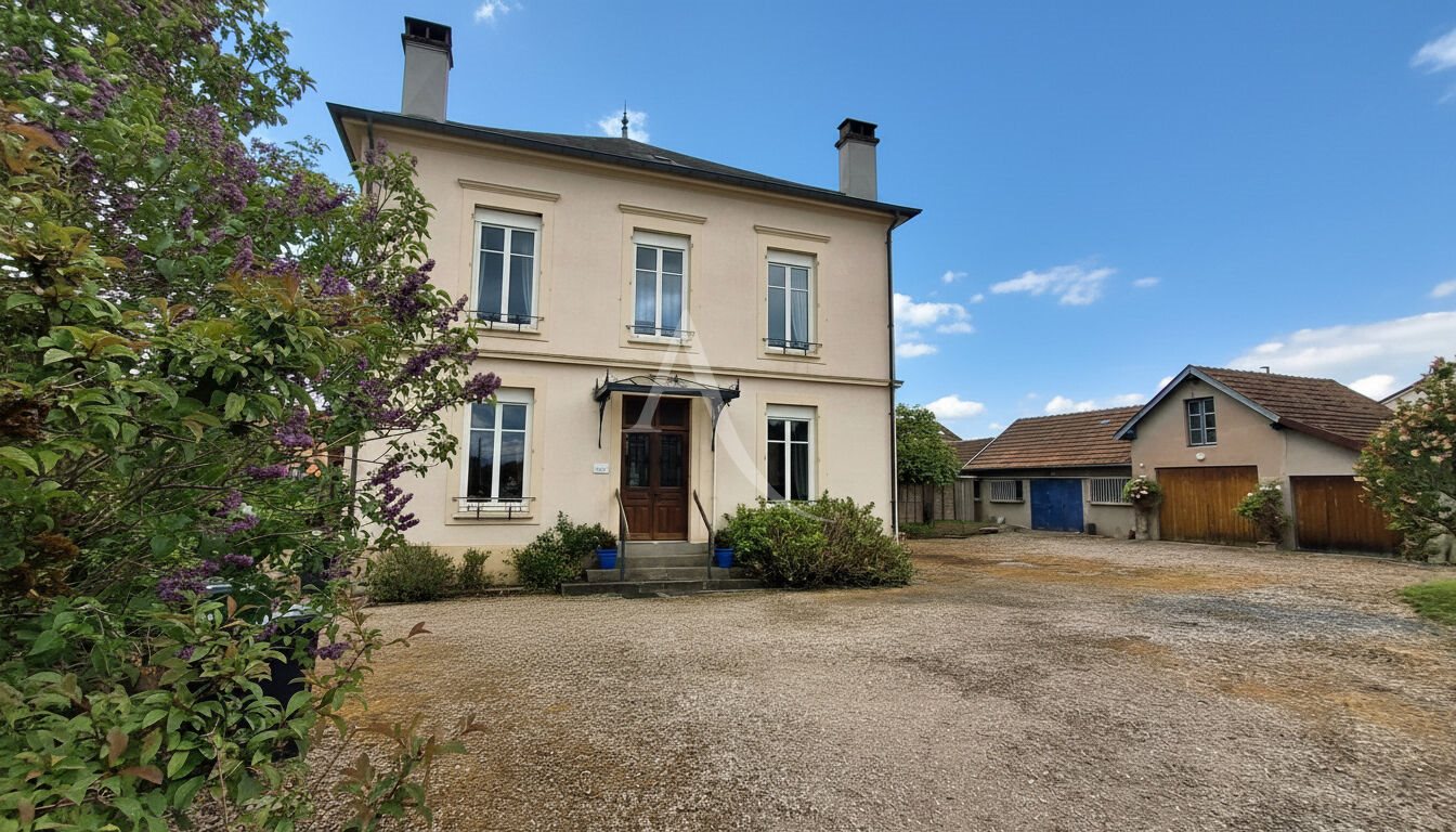 Maison à vendre, 195m², Uxegney