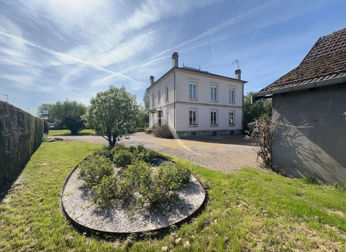 Maison à vendre, 195m², Uxegney