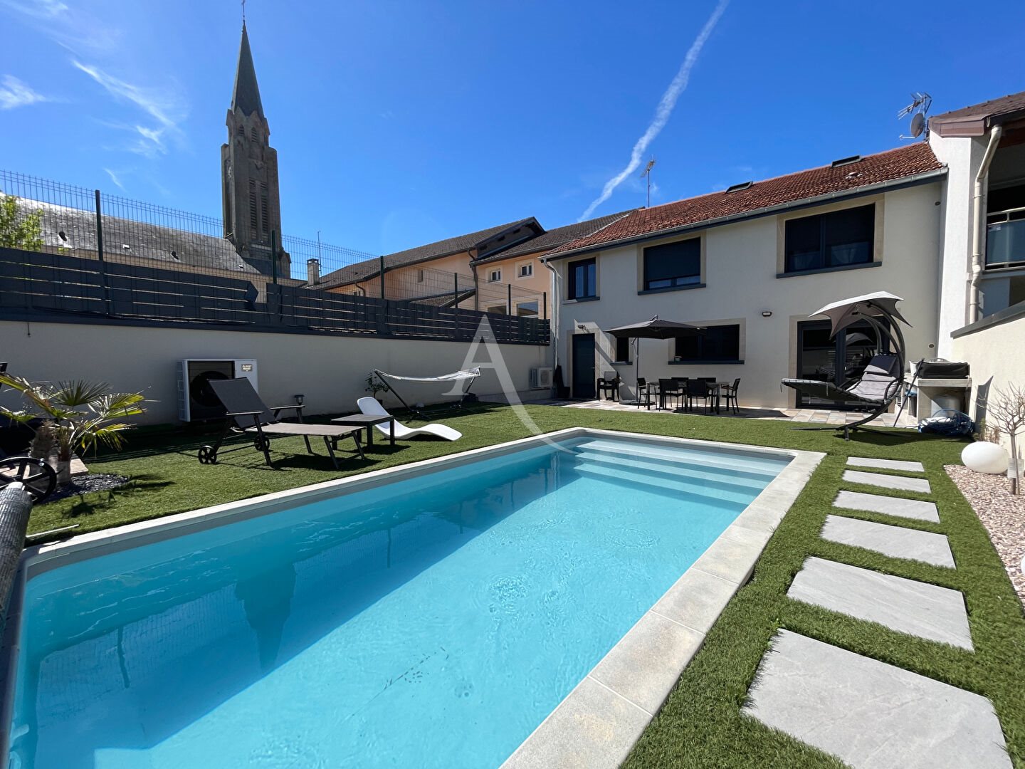 Maison à vendre, 220m², Dogneville